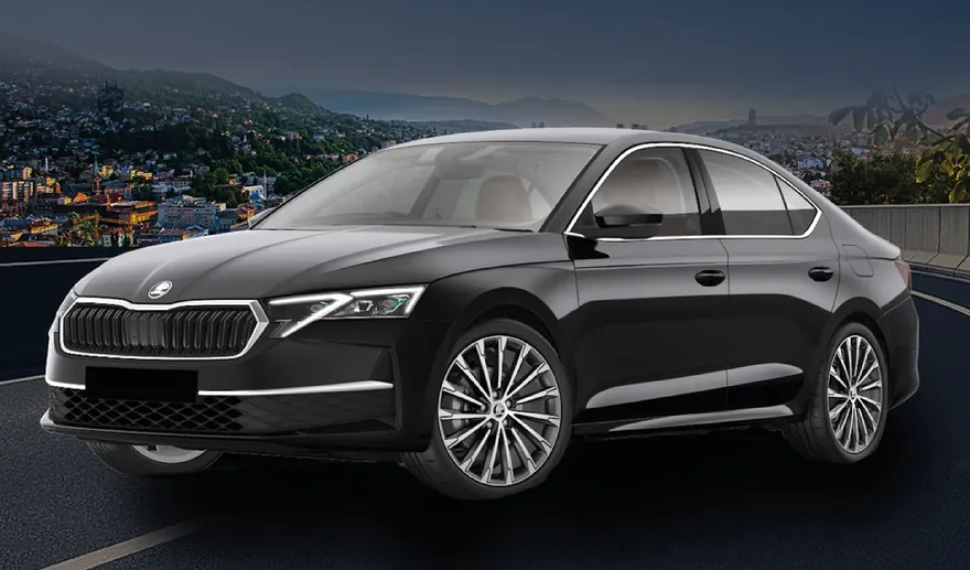 Škoda Octavia 2022 iznad panorame Sarajeva